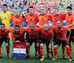  荷兰橙衣军团热身赛告捷为欧洲杯注入信心