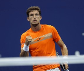  布斯塔决胜盘突然发力，连赢六局锁定胜局