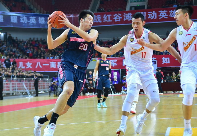  赵继伟末节发威助辽宁逆转浙江广厦