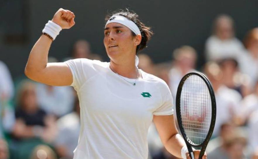  斯维亚泰克法网封后巩固世界第一