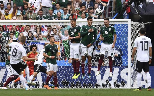  南美洲解放者杯小组赛冷门迭爆黑马球队突围成功